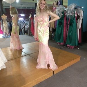 Prom dress